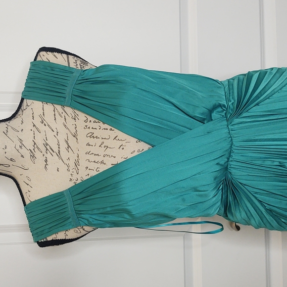 ๐HP๐Diane von Furstenberg Delhay Long Pleated Maxi Dress in Indian Jade - Picture 3 of 11